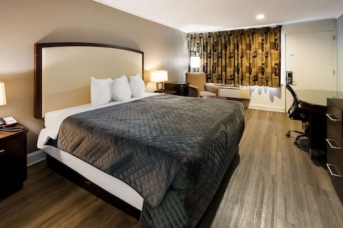 Knights Inn Fayetteville