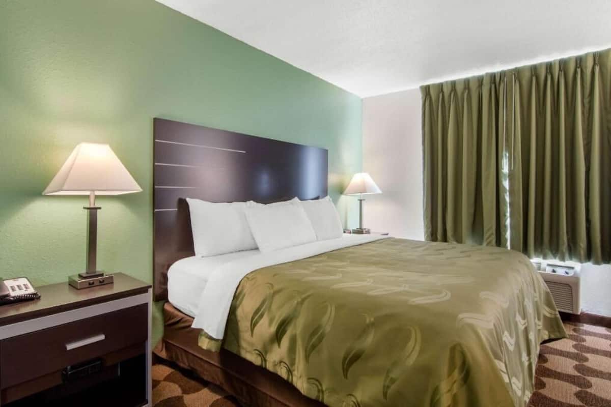 Desk, free WiFi, bed sheets, alarm clocks