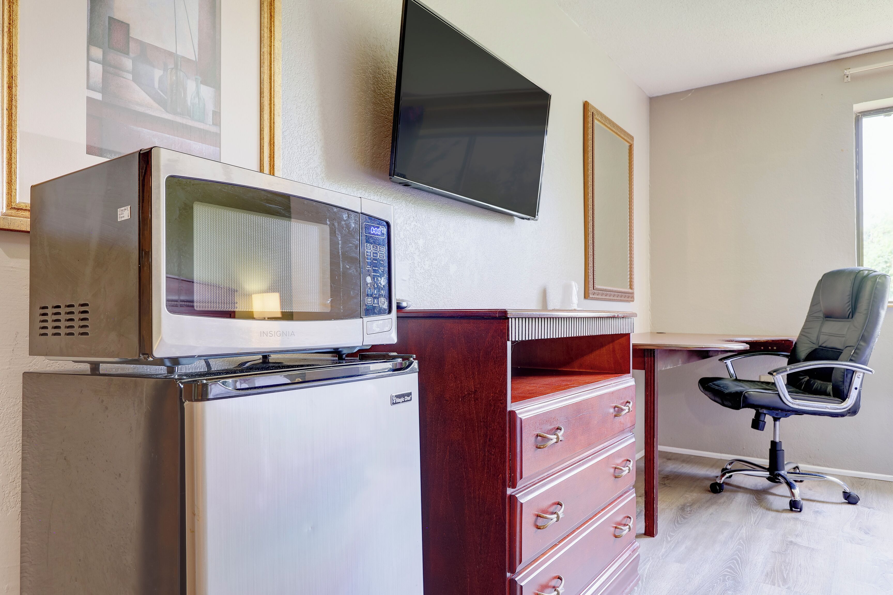 King Bed Accessible Non Smoking | Servicios de la habitación