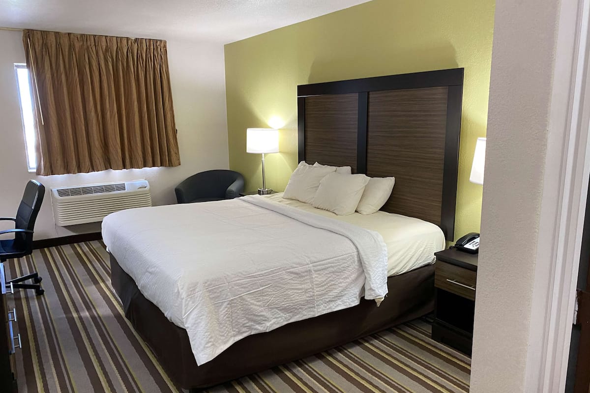 Skrivebord, skrivebord for bærbar PC og strykejern/-brett