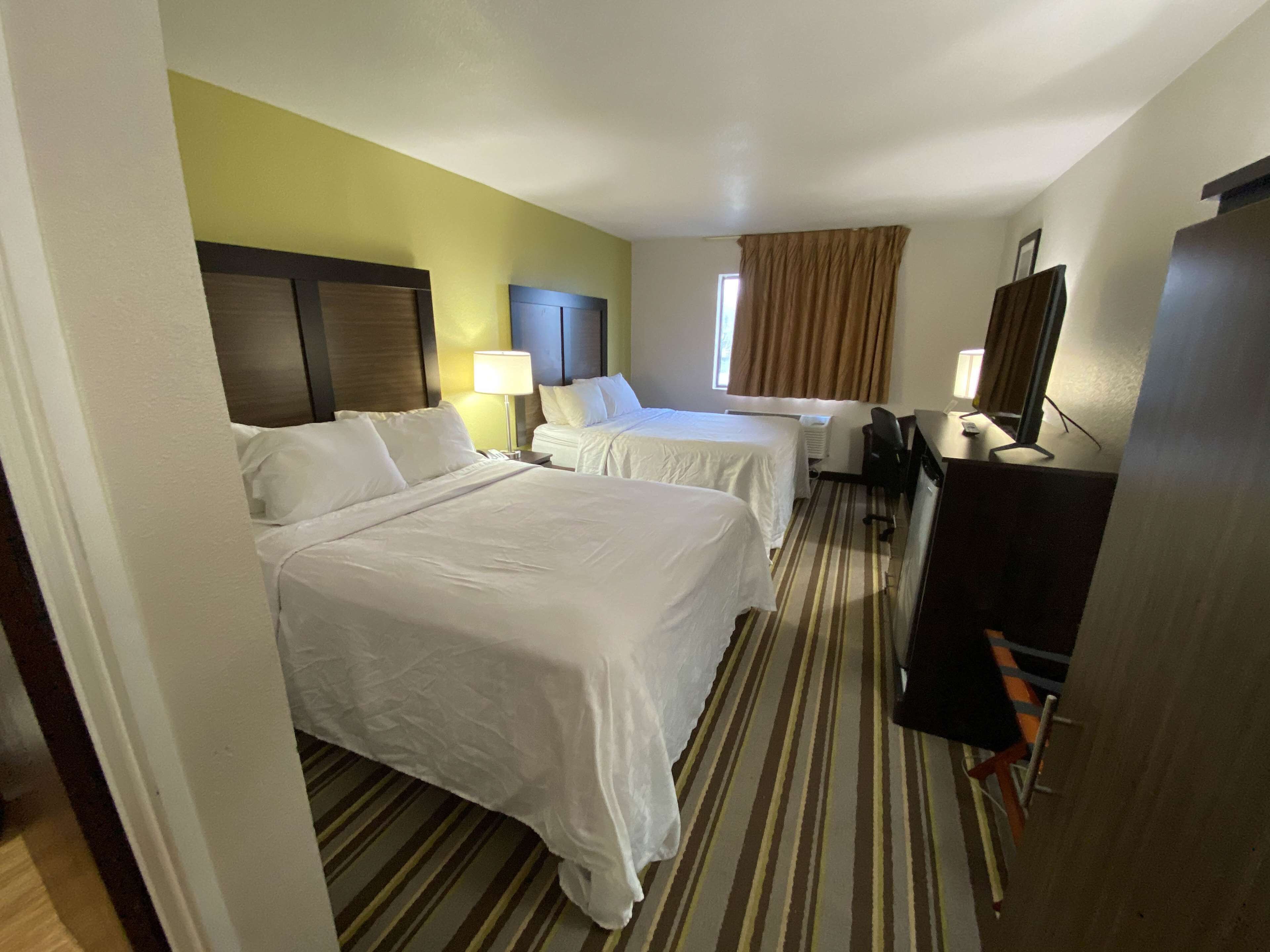 Skrivebord, skrivebord for bærbar PC og strykejern/-brett