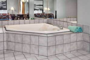 Whirlpool room, 1 King Bed, Non Smoking