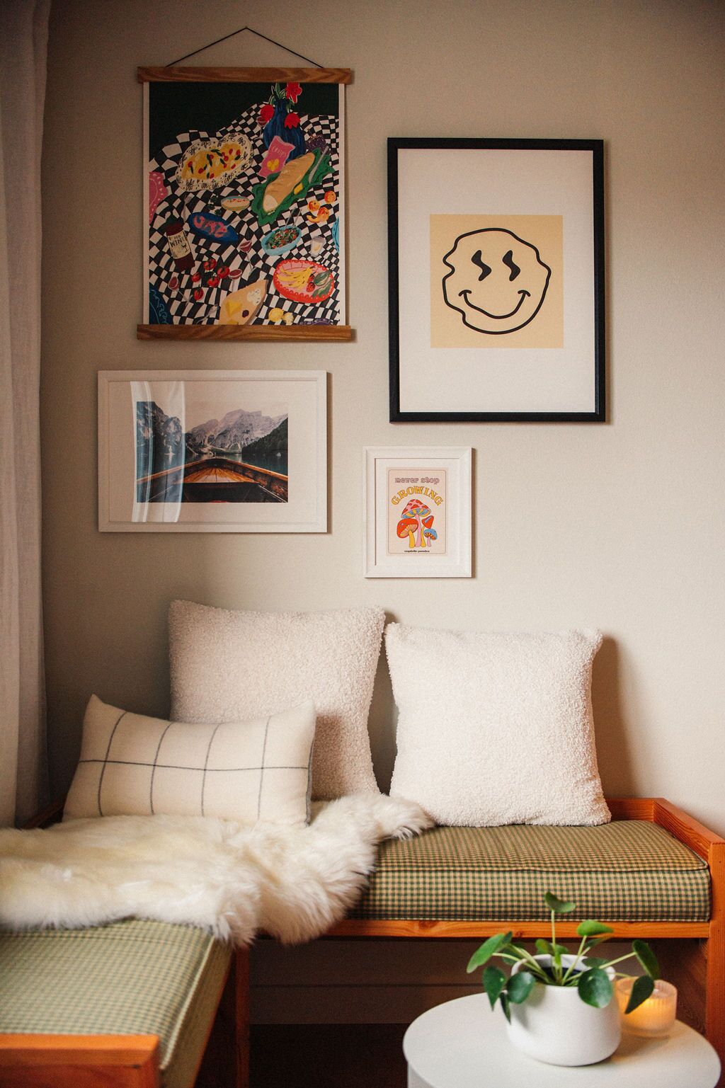 1 bedroom, hypo-allergenic bedding, desk, laptop workspace