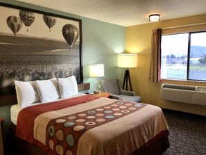 Rom – standard, 1 queensize-seng | Barnesenger (inkludert) og ekstrasenger (mot et tillegg)