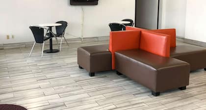 Motel 6 Daytona Beach, FL - Speedway