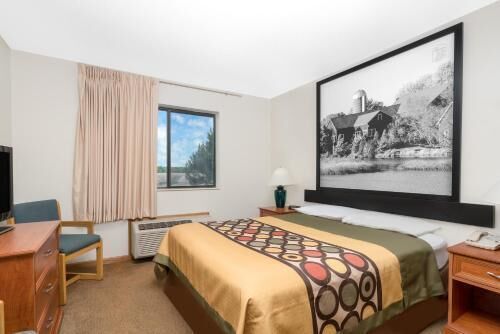 In-room safe, individually decorated, individually furnished, desk