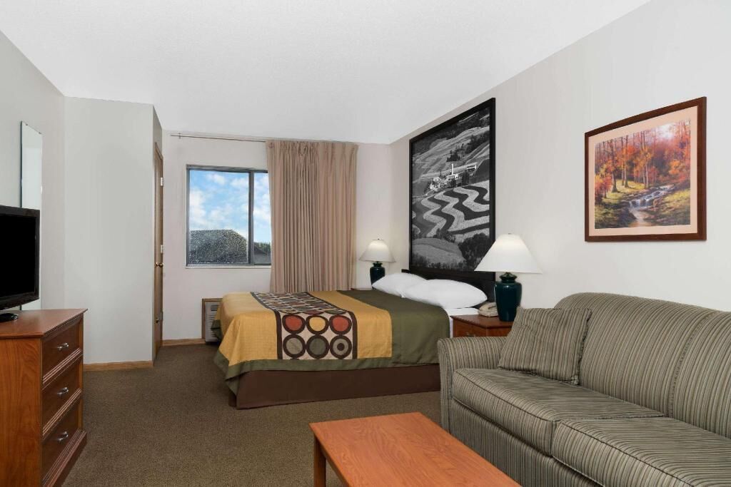 In-room safe, individually decorated, individually furnished, desk