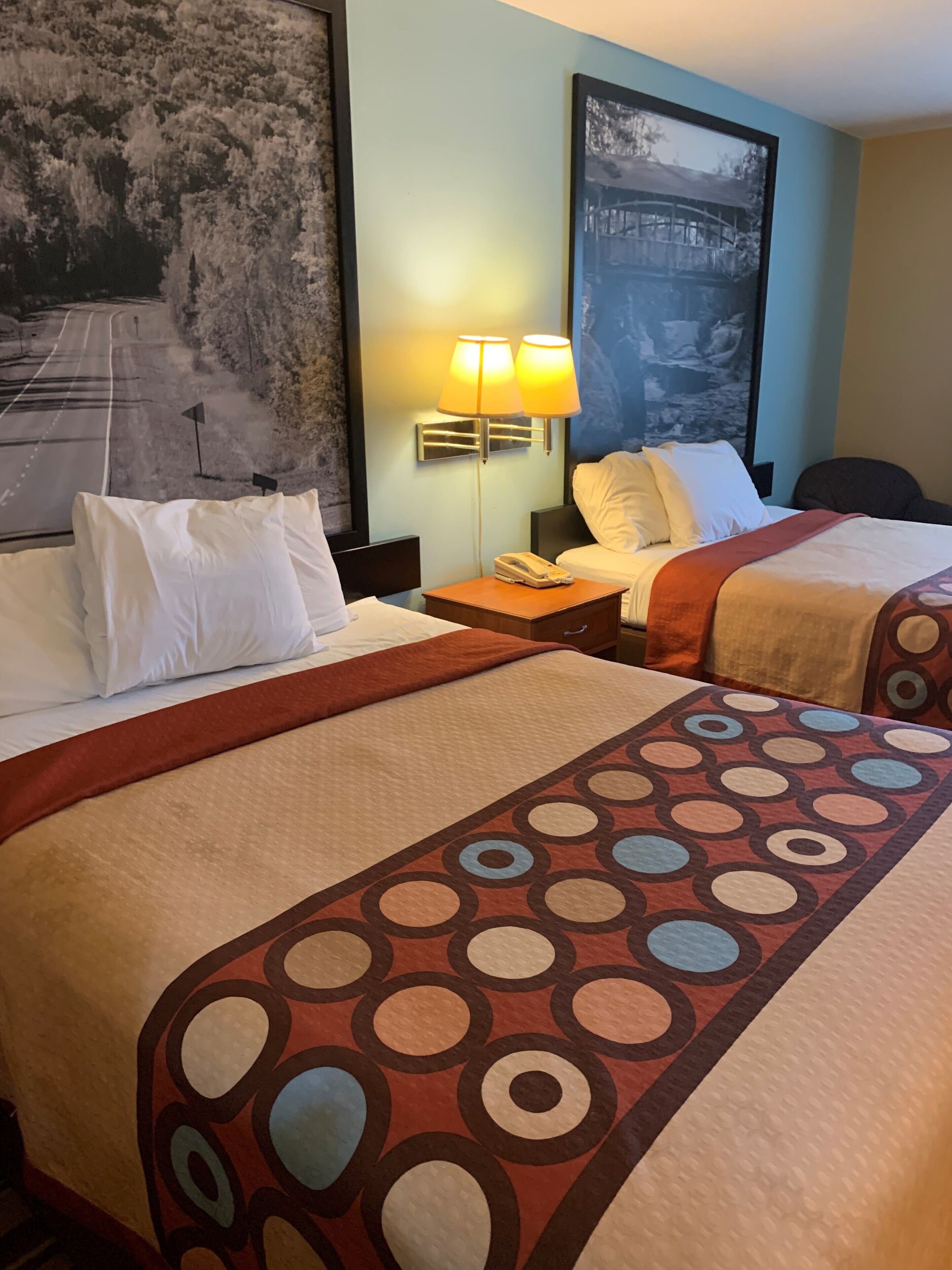 in-room safe, individually decorated, individually furnished, desk