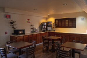 Desayuno continental incluido todos los días