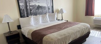Super 8 by Wyndham Yuma