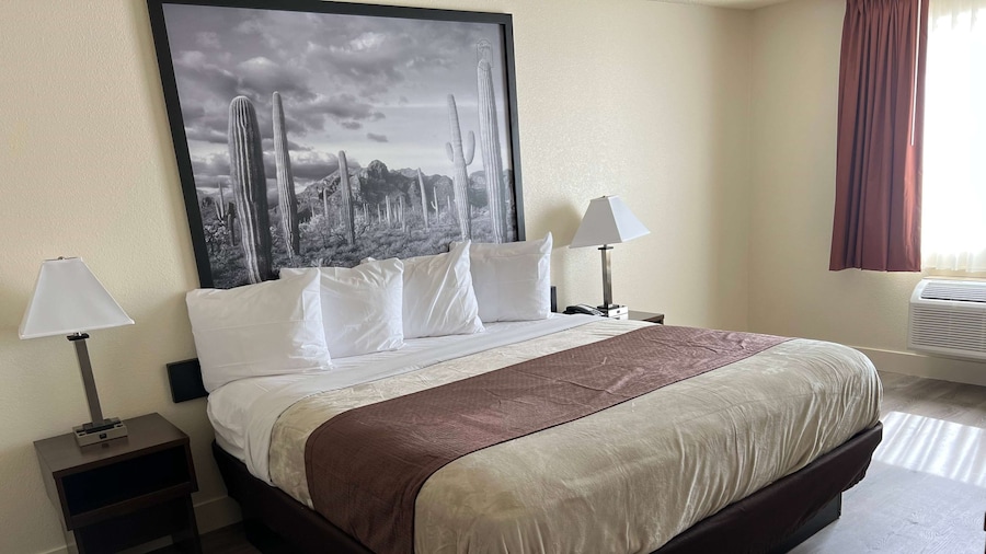 Super 8 by Wyndham Yuma