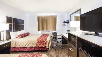 Escritorio, espacio para trabajar con laptop y wifi gratis