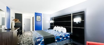 Blaine Town Inn & Suites