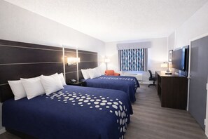 Habitación, 2 camas de matrimonio, no fumadores, frigorífico y microondas | Escritorio, wifi, ropa de cama