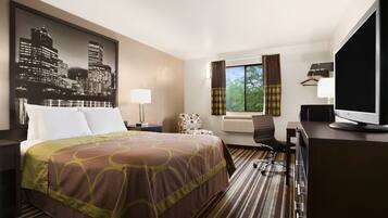 Desk, free cots/infant beds, free WiFi, bed sheets