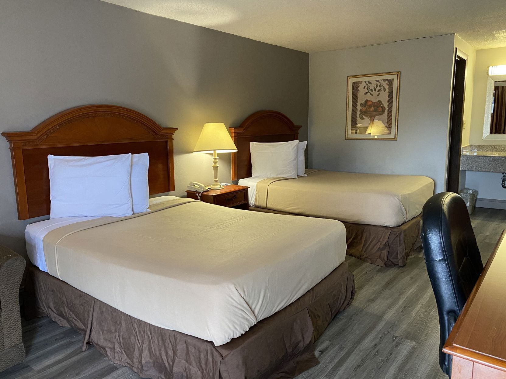 Rollaway beds, free WiFi, bed sheets