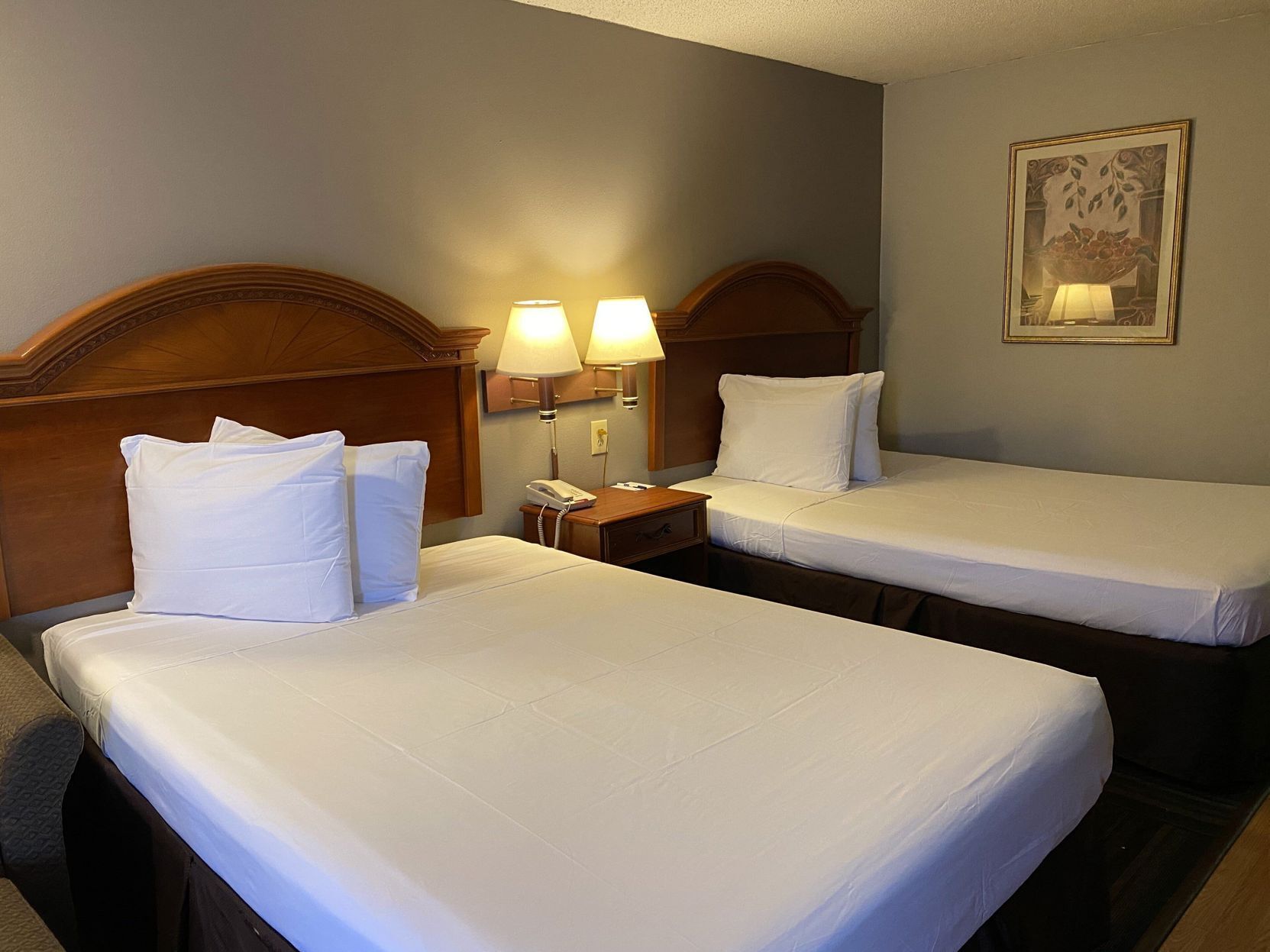 Rollaway beds, free WiFi, bed sheets