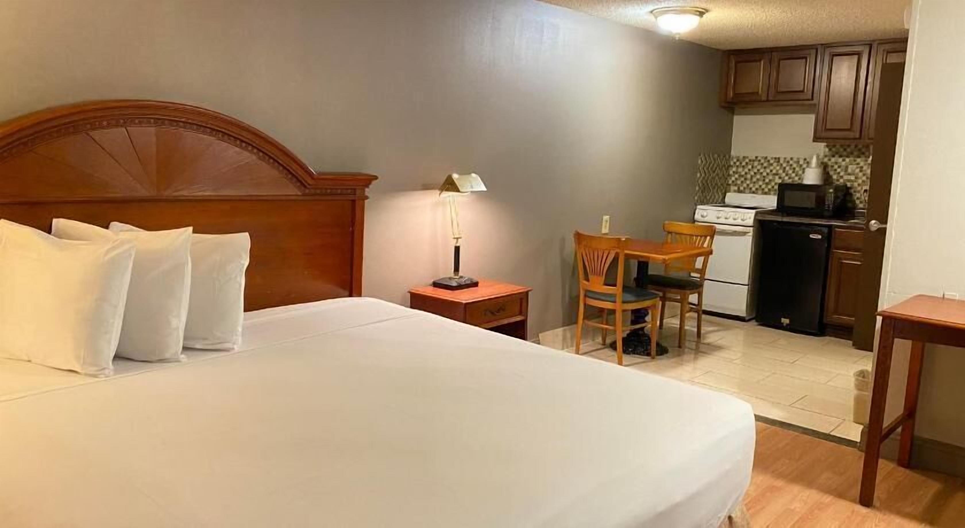 Rollaway beds, free WiFi, bed sheets