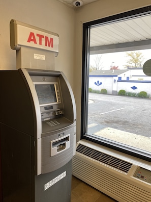 ATM/banking on site