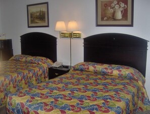 Desk, free WiFi, bed sheets - Heritage Inn (Beaumont)