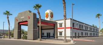 Super 8 by Wyndham Casa Grande