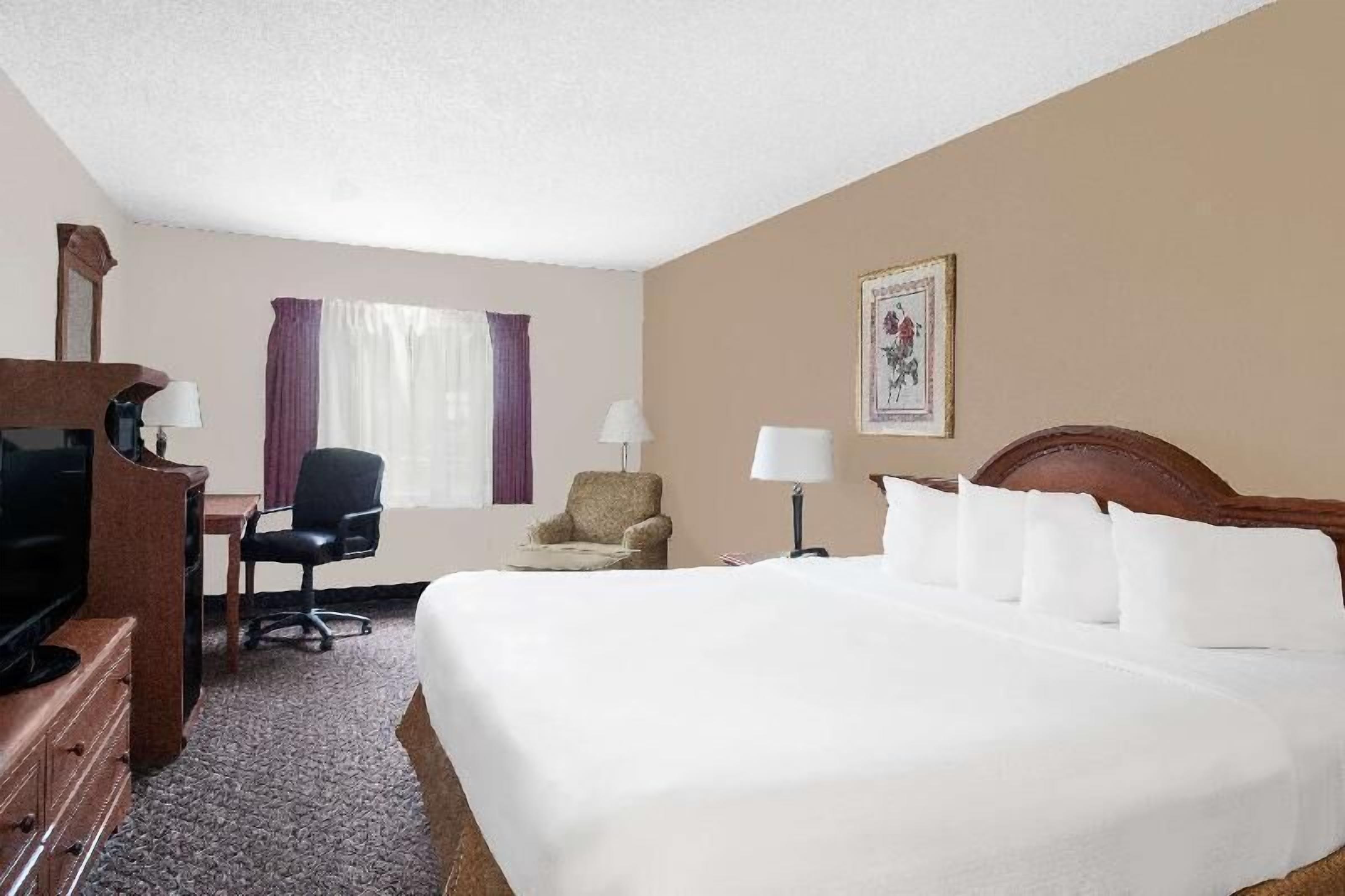 In-room safe, desk, iron/ironing board, free cribs/infant beds