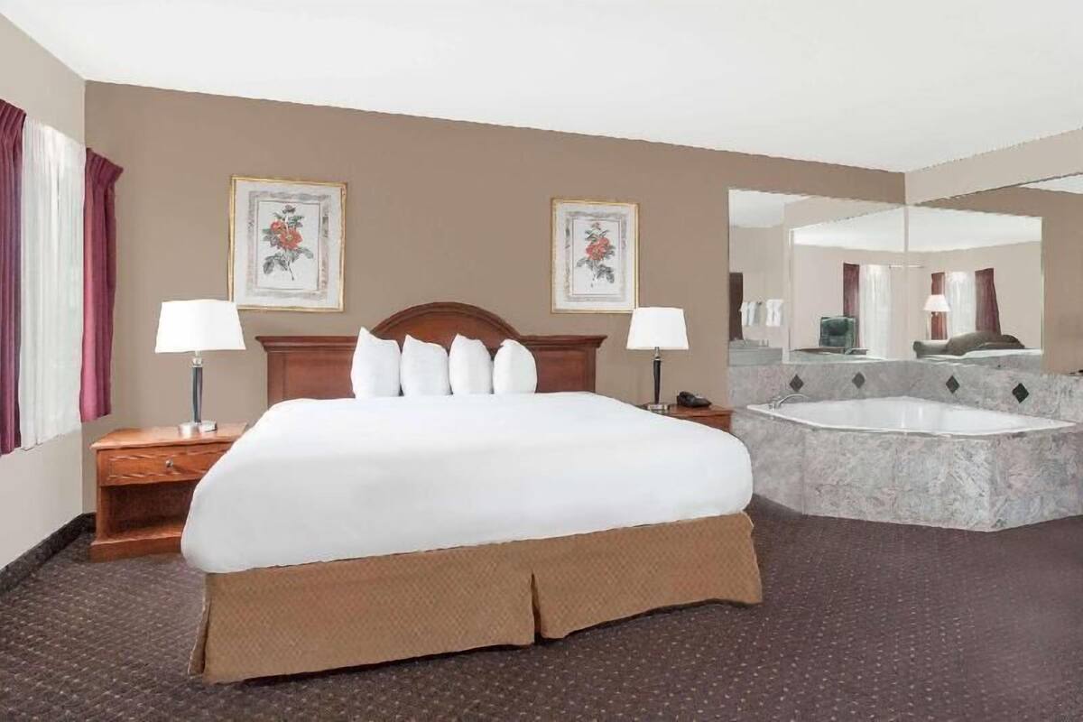 In-room safe, desk, iron/ironing board, free cribs/infant beds