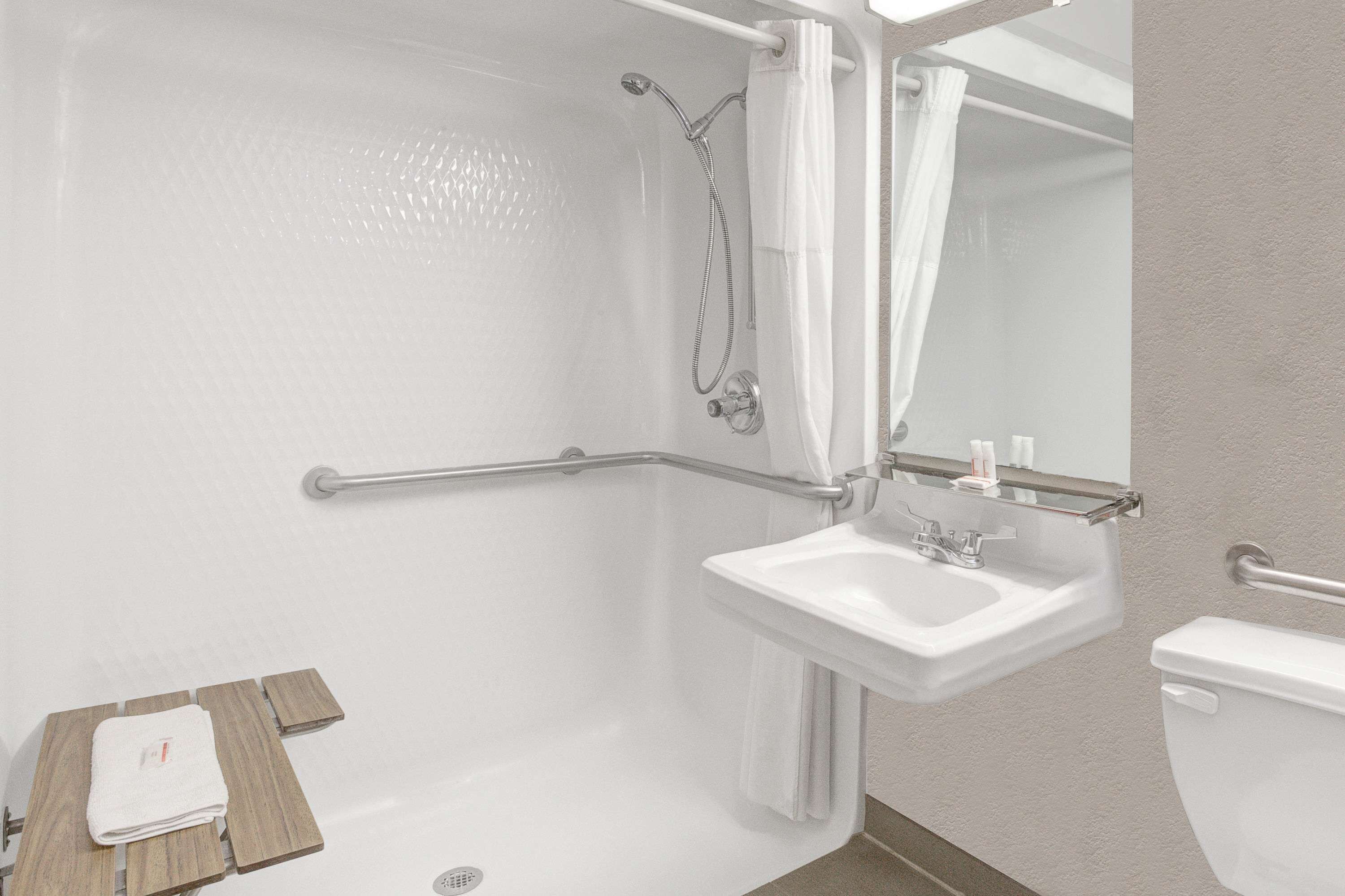 Foto - Baymont Inn & Suites San Marcos