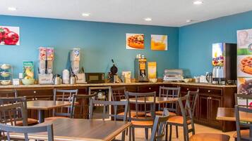 Desayuno continental incluido todos los días