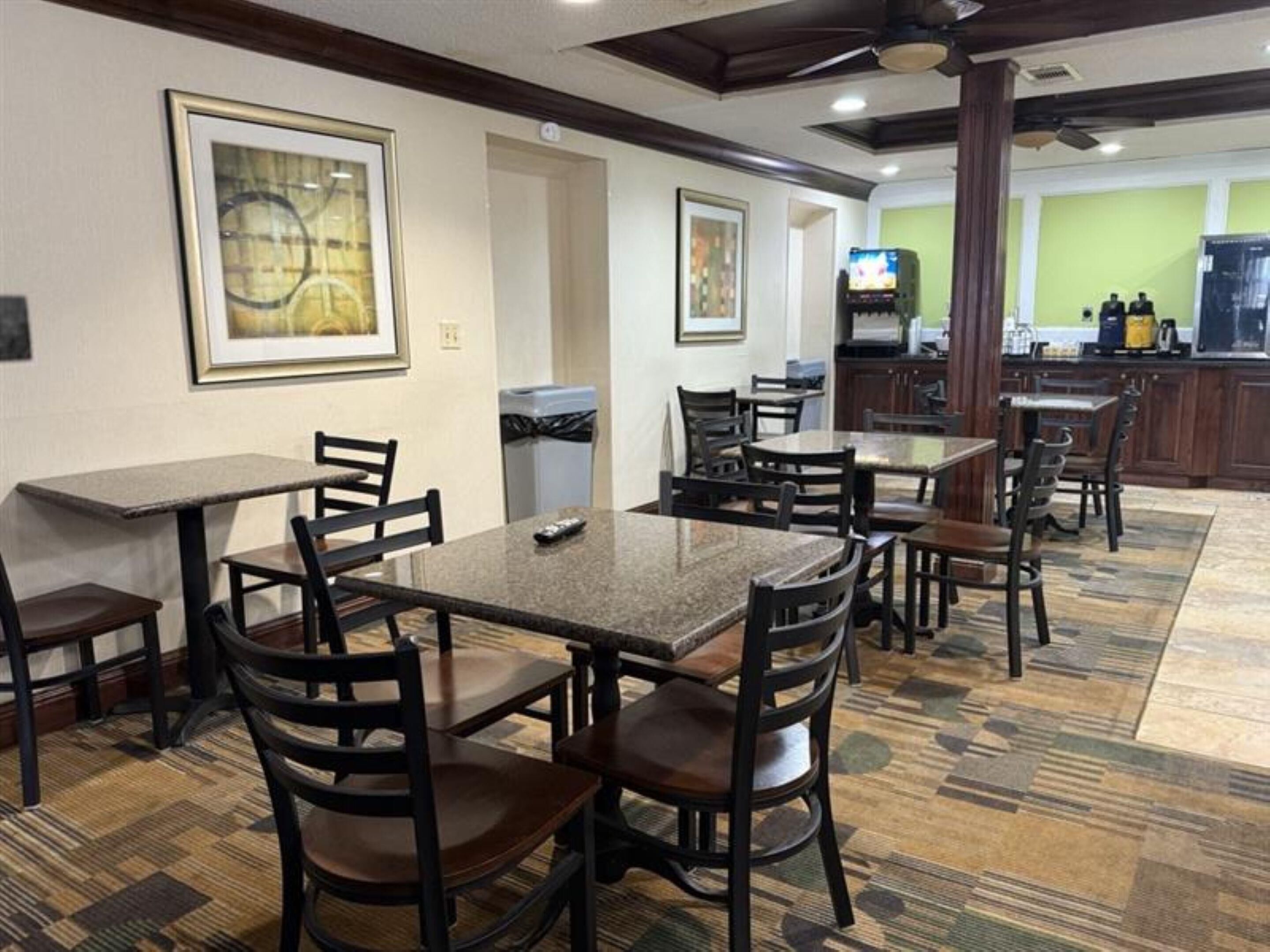 Ilmainen päivittäinen mukaan otettava aamiainen 