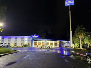 Exterior - Baymont by Wyndham Anderson (Anderson)