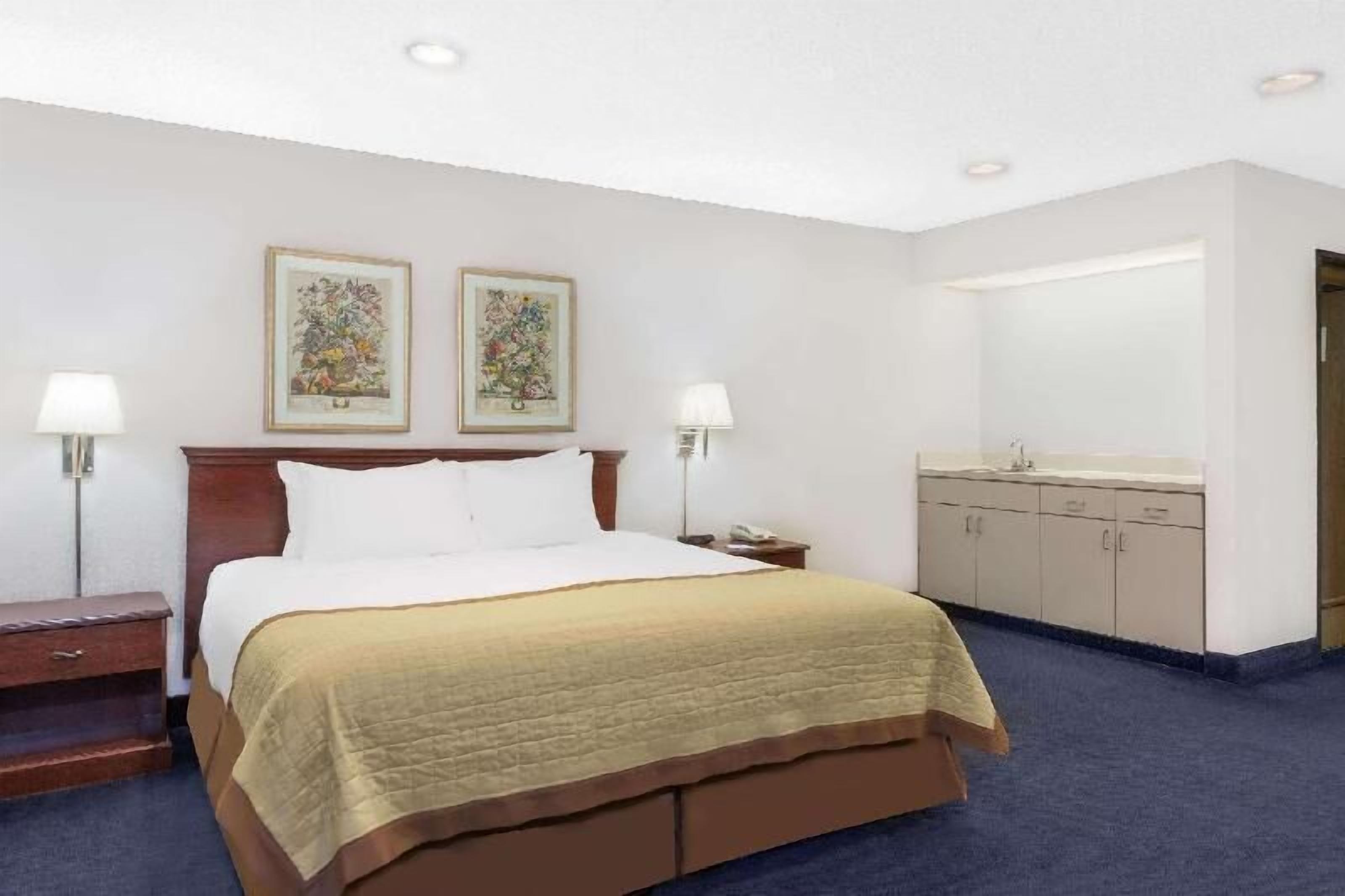 Desk, iron/ironing board, free cots/infant beds, free WiFi