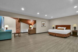 Bureau, fer et planche à repasser, lits bébé (gratuits), Wi-Fi gratuit