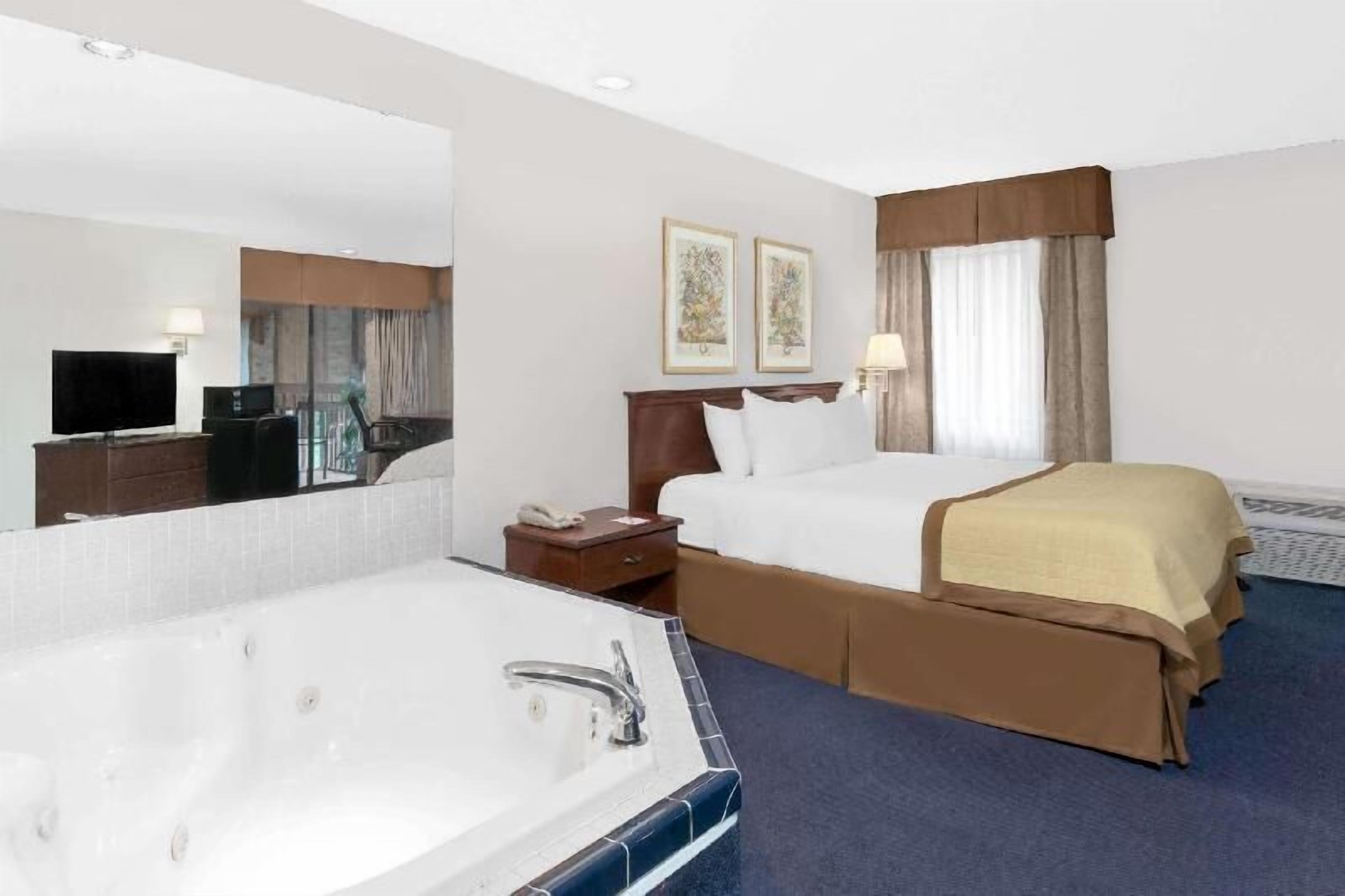 Desk, iron/ironing board, free cots/infant beds, free WiFi