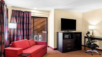 Suite, 1 kingsize bed, niet-roken, bubbelbad | Geluiddichte muren, een strijkplank/strijkijzer, gratis babybedden