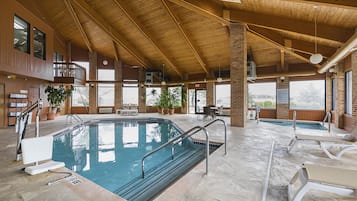 Indendørs pool