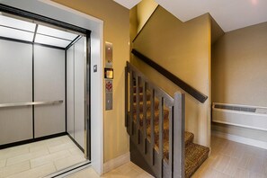 Lobby - Quality Inn Waverly (Waverly)