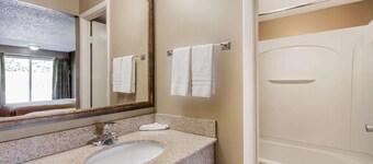 Knights Inn Lebanon