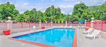 Ramada by Wyndham Baltimore West
