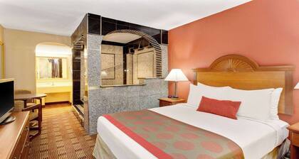 Ramada by Wyndham Baltimore West