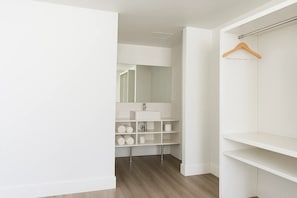 1 habitación, wifi gratis y ropa de cama