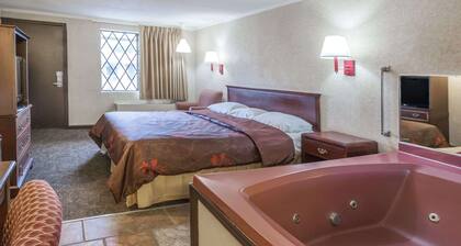 Knights Inn Farmington Hill