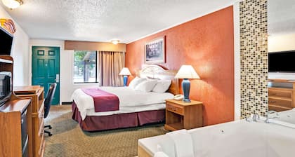 Knights Inn Sterling Heights