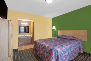 Chambre, 1 grand lit | Bureau, rideaux d’obscurcissement, fer et planche à repasser