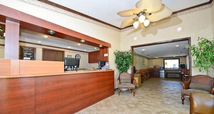 Americas Best Value Inn & Suites Warren Detroit