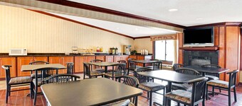 Knights Inn Madison Heights