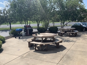 BBQ/picnic area