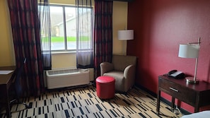 Standard Room, 1 King Bed, Non Smoking, Refrigerator & Microwave | Living area | 32-inch LCD TV with cable channels, TV