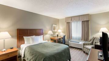 Premium bedding, in-room safe, desk, laptop workspace