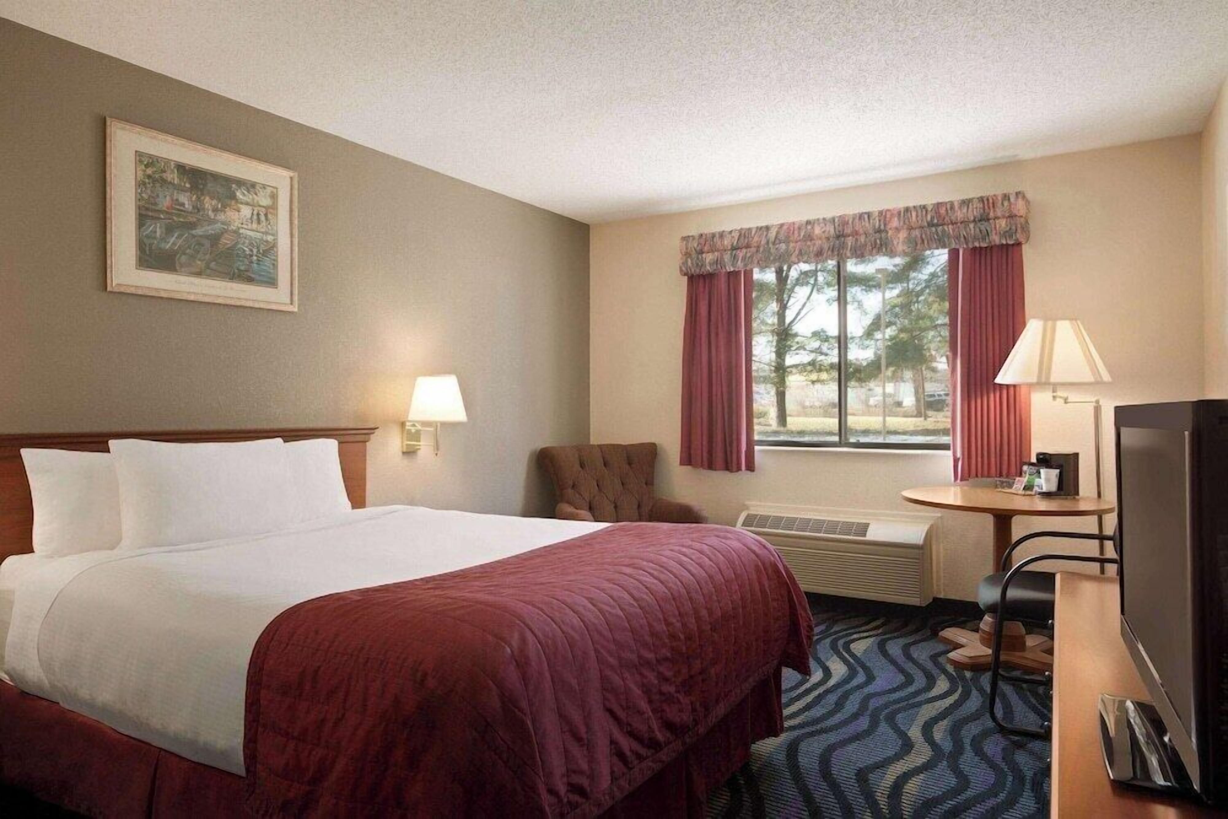In-room safe, blackout curtains, iron/ironing board, free rollaway beds